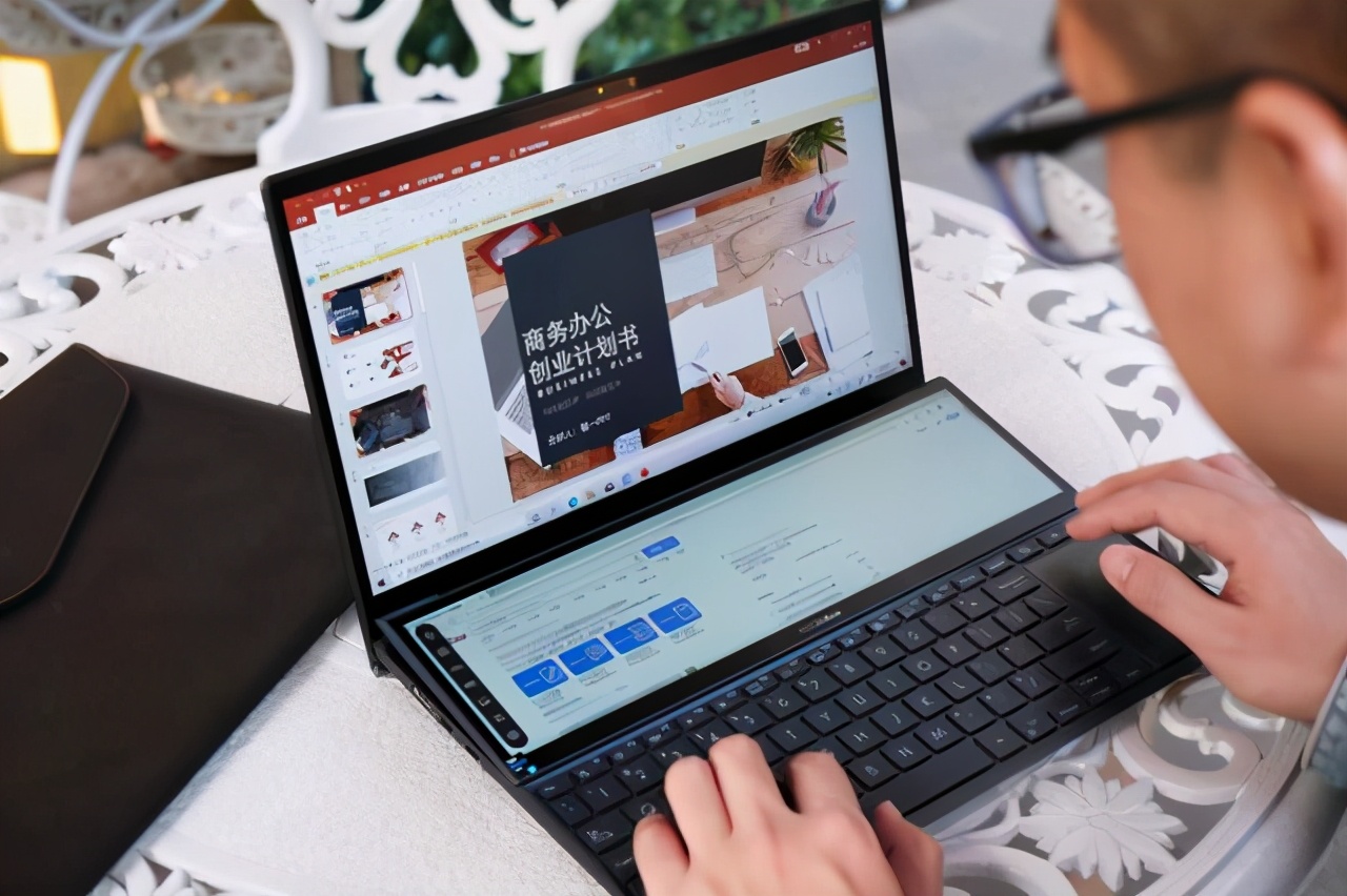 好用的笔记本电脑需要多少钱 b251-kkmphps5019023.jpg