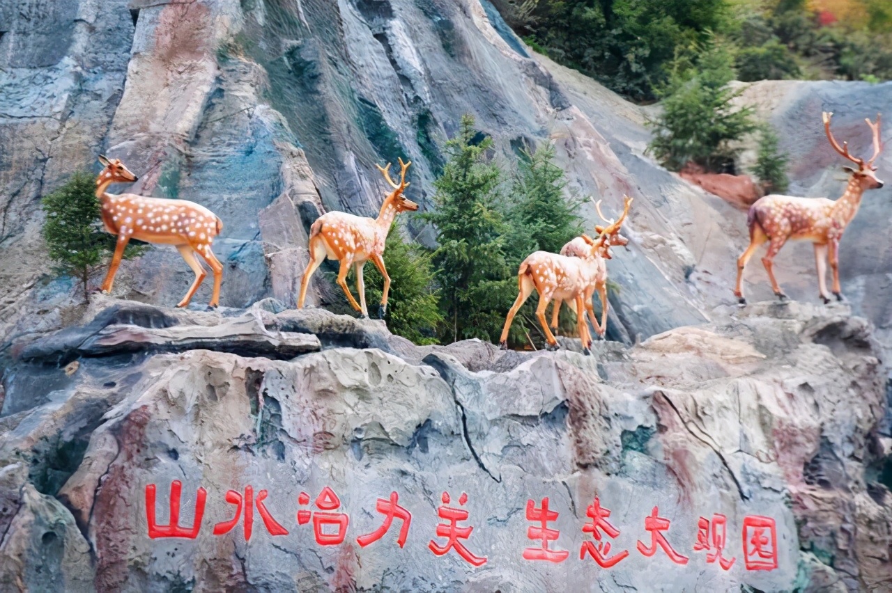 甘肃南部藏了个小江南，当地的圣湖和梯田美得不可思议！