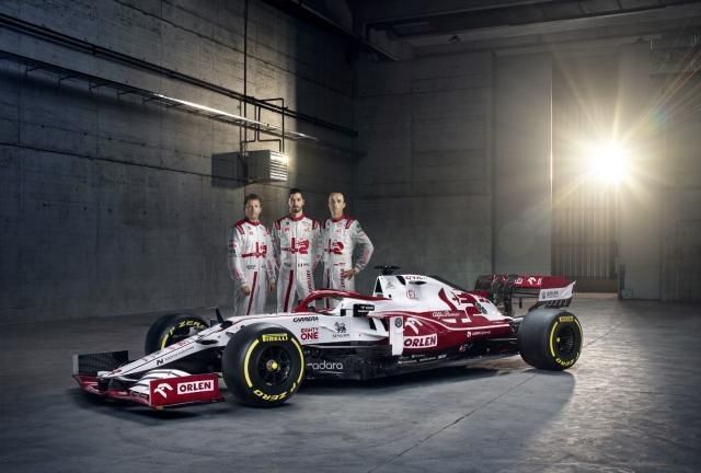 阿尔法罗密欧竞速f1车队2021年度全新c41赛车正式发布