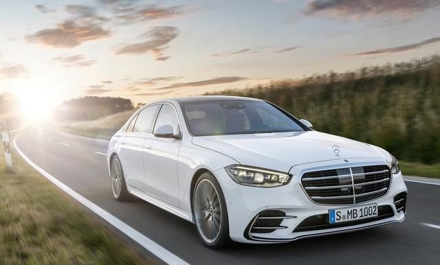 新一代梅赛德斯奔驰S系在科技配置上表现依旧强势