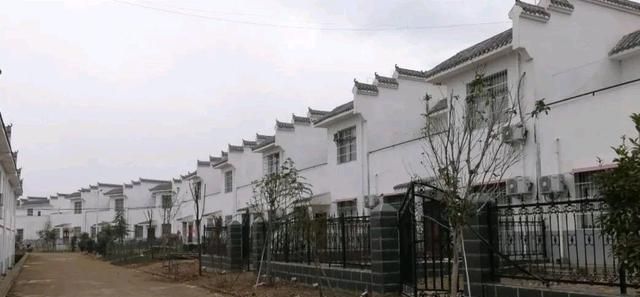 淅川县那个镇人口最多_本地简介淅川县名镇之一~香花镇(2)