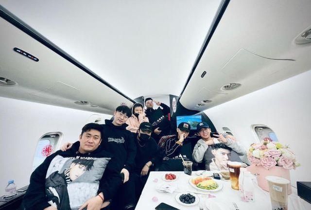 ��������ų���˽�˷ɻ���̬���䴫����˿�,�����ģ��ɵ���,�Ÿ��򳰷�?