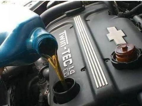 全合成机油多久换一次?换太早白白浪费钱