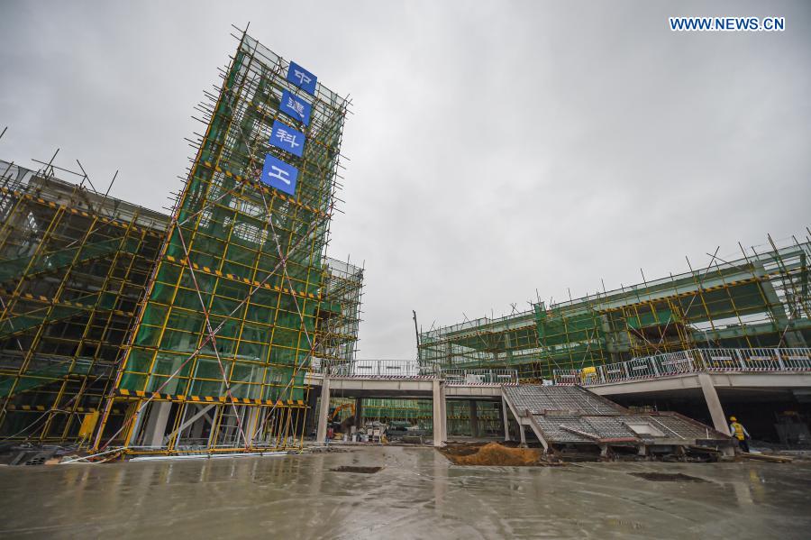 Photo taken on March 3, 2021 shows the construction site of an enterprise port project in Jiangdong New Area of Haikou, south China's Hainan Province. The project is designed as a low-density and garden-style office park. (Xinhua/Pu Xiaoxu)