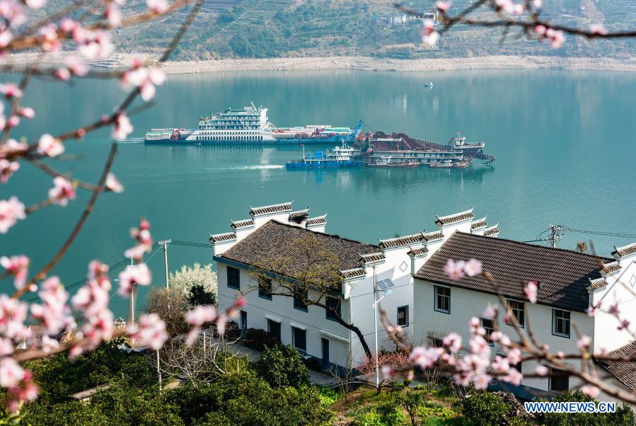 Photo taken on March 3, 2021 shows scenery along the section of Yangtze River in Zigui County, central China's Hubei Province. (Photo by Zheng Jiayu/Xinhua)