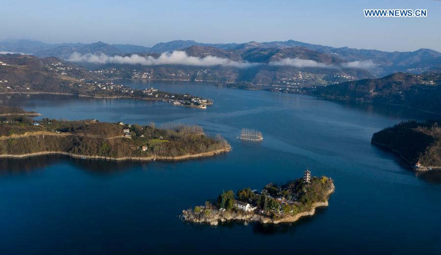 Aerial photo taken on March 4, 2021 shows a view of Ankang reservoir of the Hanjiang River in Ankang, northwest China's Shaanxi Province. (Xinhua/Tao Ming)