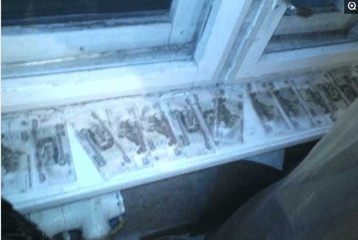 男子没有钱又想撑面子只好购买二手车,在清理时发现意外惊喜!休闲区蓝鸢梦想 - Www.slyday.coM 男子没有钱又想撑面子只好购买二手车,在清理时发现意外惊喜!休闲区蓝鸢梦想 - Www.slyday.coM