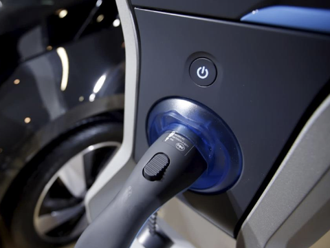 同样预算下，买插电式混动还是纯电动汽车，不要盲目跟风去选择