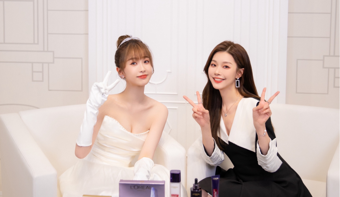 明星和网红同框：赵丽颖五官精致，梅婷素颜扛打，关晓彤巴掌脸