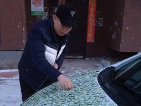 男子让媳妇去保养车，媳妇竟买来一堆黄瓜，他看到这一幕傻了
