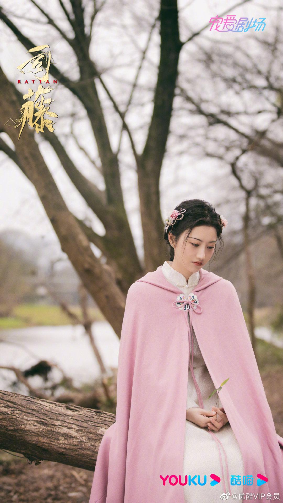司藤景甜旗袍造型也太绝了吧uu们