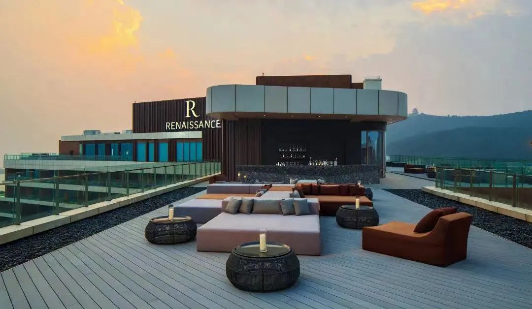 ¥1388/2晚 渔洋山景搬入阳台客房!5000㎡亲子游乐区太赞!踏青赏花必住太湖畔口碑万丽酒店!周末节假日不加价!休闲区蓝鸢梦想 - Www.slyday.coM ¥1388/2晚 渔洋山景搬入阳台客房!5000㎡亲子游乐区太赞!踏青赏花必住太湖畔口碑万丽酒店!周末节假日不加价!休闲区蓝鸢梦想 - Www.slyday.coM