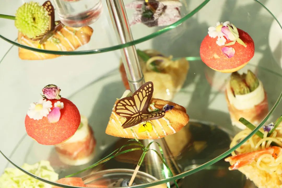 ¥1388/2晚 渔洋山景搬入阳台客房!5000㎡亲子游乐区太赞!踏青赏花必住太湖畔口碑万丽酒店!周末节假日不加价!休闲区蓝鸢梦想 - Www.slyday.coM ¥1388/2晚 渔洋山景搬入阳台客房!5000㎡亲子游乐区太赞!踏青赏花必住太湖畔口碑万丽酒店!周末节假日不加价!休闲区蓝鸢梦想 - Www.slyday.coM