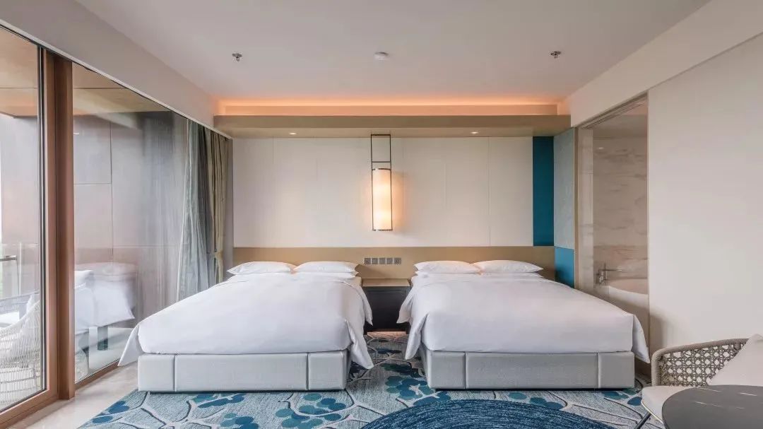 ¥1388/2晚 渔洋山景搬入阳台客房!5000㎡亲子游乐区太赞!踏青赏花必住太湖畔口碑万丽酒店!周末节假日不加价!休闲区蓝鸢梦想 - Www.slyday.coM ¥1388/2晚 渔洋山景搬入阳台客房!5000㎡亲子游乐区太赞!踏青赏花必住太湖畔口碑万丽酒店!周末节假日不加价!休闲区蓝鸢梦想 - Www.slyday.coM