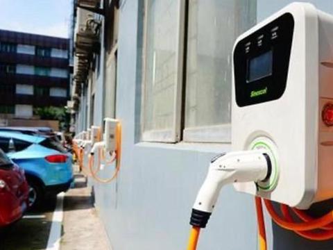 不是吧,国产车企相继发布新能源车型,燃油车是不是要完蛋了?