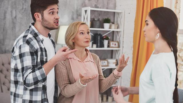 女人在婚姻中常犯的错误:将婆婆当成妈
