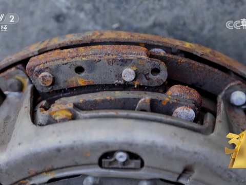 2021，福特只管向「钱」