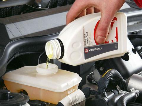 想让汽车多开几年，这四个地方别忘了换，都是老司机的经验之谈