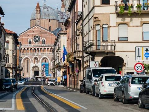 特斯拉支持英国对汽油和柴油车征收更高的税率