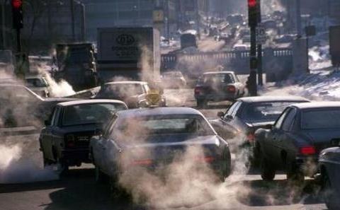 为啥“国六车”卖不动了?老百姓：这3个弊端不解决,谁想买它?
