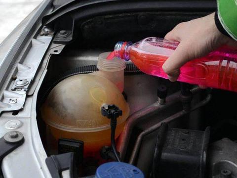 爱车三天两头缺防冻液，又找不到哪儿漏，会是哪里的问题呢？