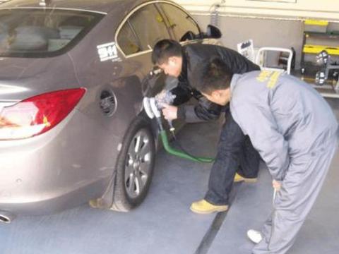 去保养车子时，如果听到修车工说这3句话，别犹豫，直接走