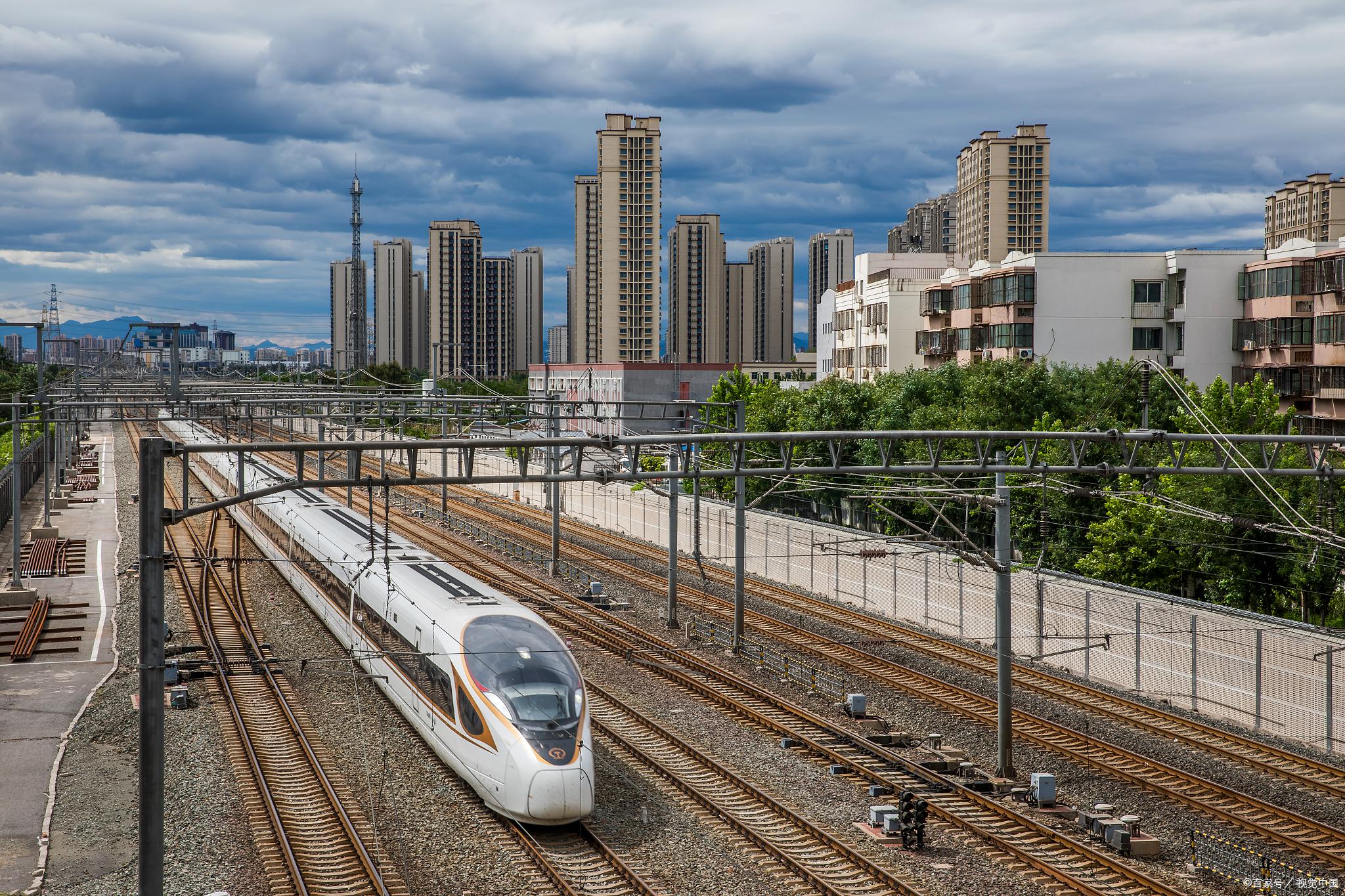 连接上海、杭州两个城市的沪杭高铁正式开通(图)滚动频道