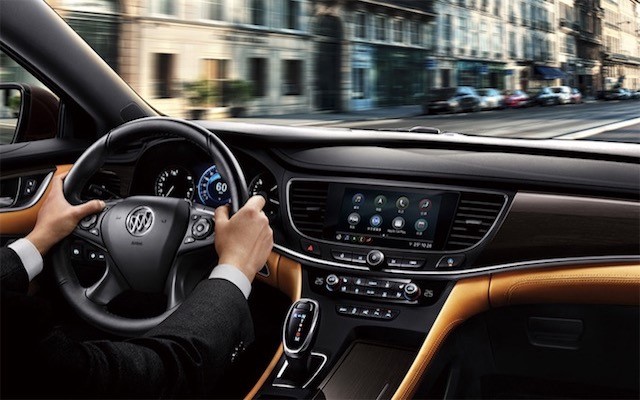 内卷“无声” 君越和迈腾谁更体贴舒适?