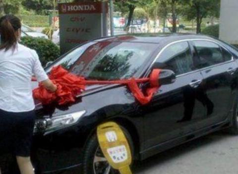 买车的朋友要注意, 买到库存车准后悔, 这辨别的技巧必须掌握!