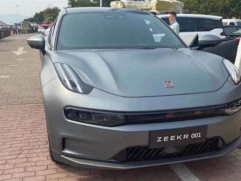 量产版极氪001实车现身，近3米轴距+无框车门，或30万起步