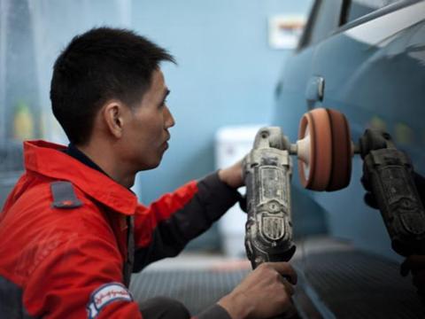 提车不够一年，怎么车漆就黯淡无光？很有可能是因为这3点