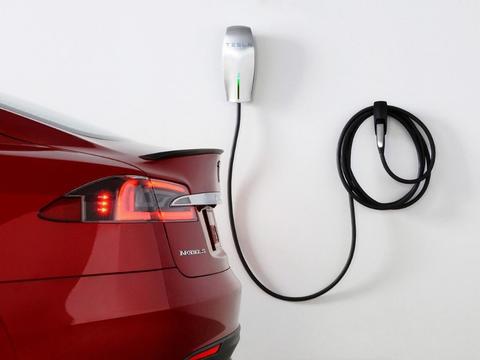 别让充电桩问题，成为新能源汽车的拦路虎