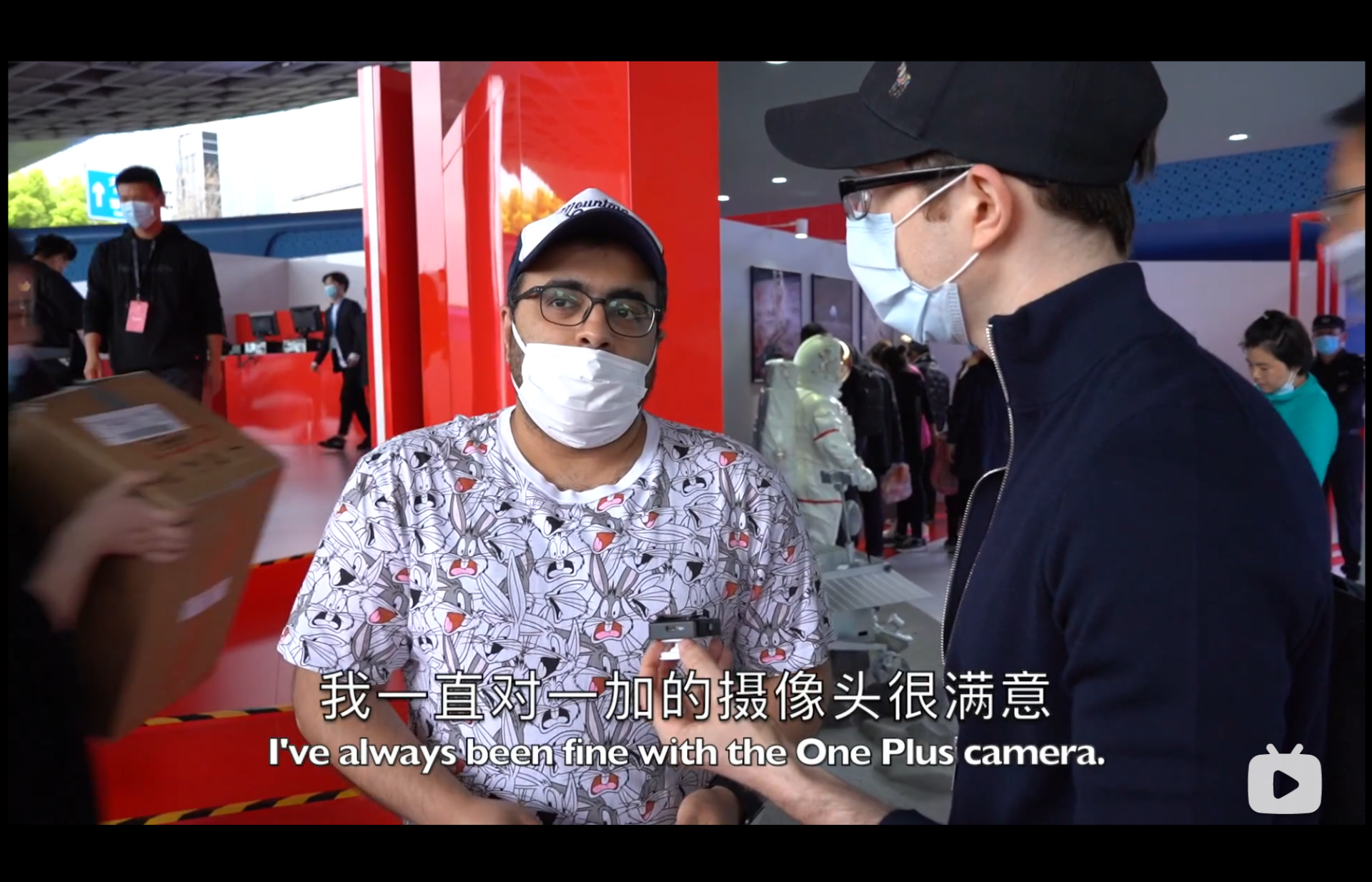 美国小伙实拍中国商户现状:中国产品线下热销体现中美防疫差距休闲区蓝鸢梦想 - Www.slyday.coM 美国小伙实拍中国商户现状:中国产品线下热销体现中美防疫差距休闲区蓝鸢梦想 - Www.slyday.coM