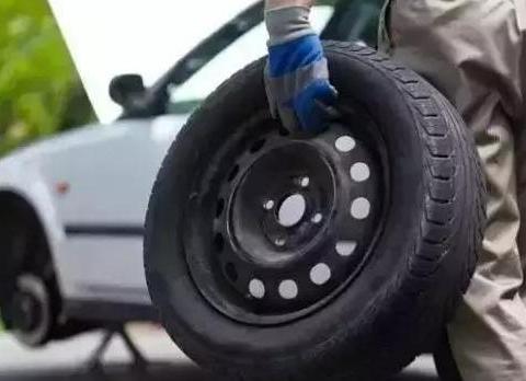 这的情况真没必要四轮定位 别被别人坑了！