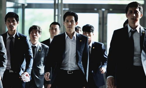 "斯文狂野派"李政宰的深情往事,以及与豪门女友的神秘