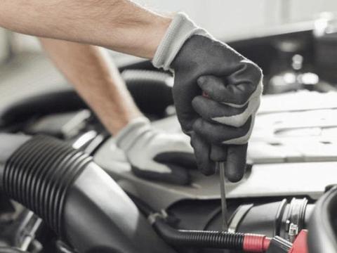 车险怎么买最划算？只买这四种就足够了，买其他的等于送钱