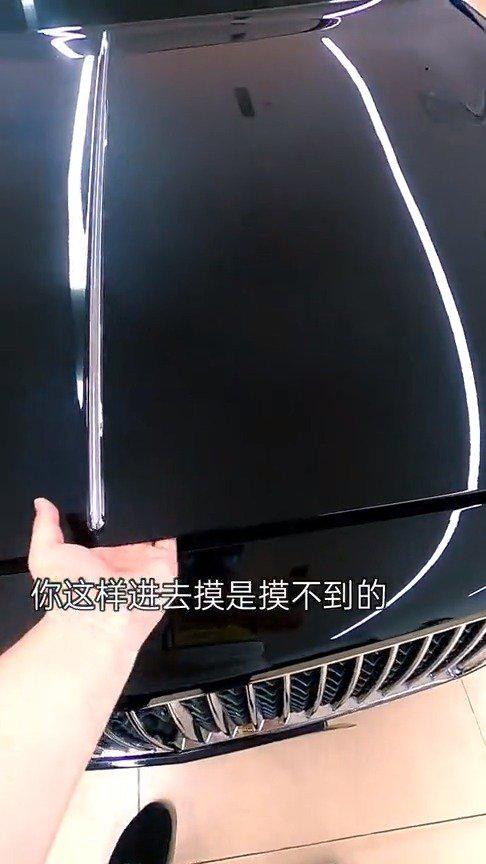 宾利飞驰，渣渣！它开不了机盖！