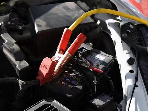 交警提示：有4种免费救援，随叫随到，遇到故障别着急花钱拖车了