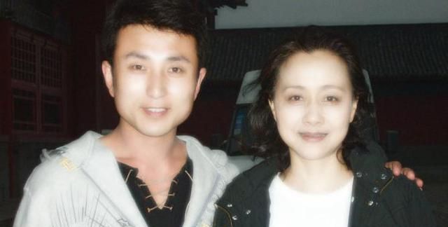 "囧妈"黄梅莹:正师级演员,与丈夫剧中结缘,儿子获得国际大奖