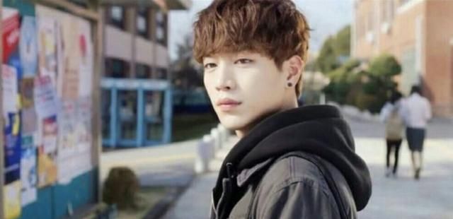 韩国实力男演员排行榜_韩国10大实力派男星排名,宋康昊力压群雄,但仍然比不过他