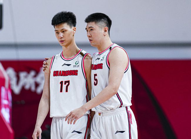 离队是迟早的事,另外,广东宏远估计将会清理一些球员,赵锦洋,马力克没