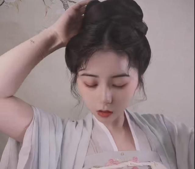 汉服发型女简单教程,简约实用又耐看,仙气十足