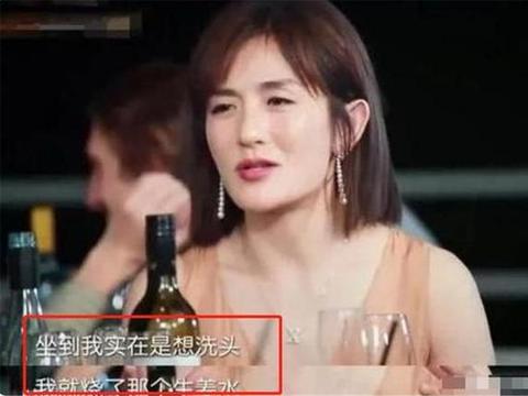 坐月子到底能不能洗头？袁咏仪和谢娜做法不同，如今差距明显