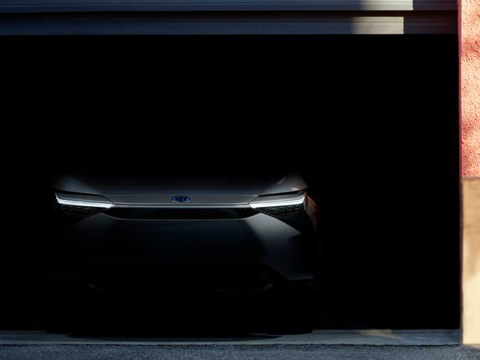 丰田首款纯电SUV，上海车展首发，斯巴鲁也参与其中