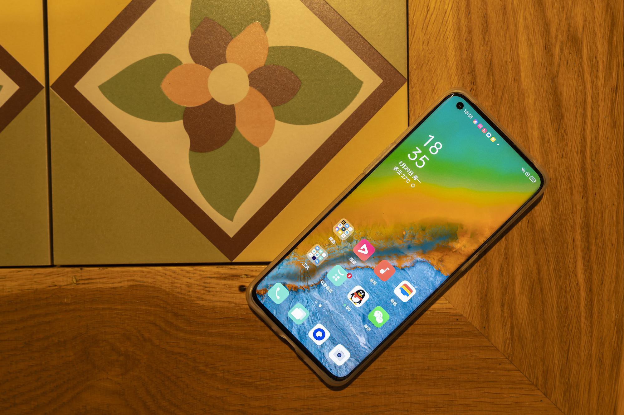 oppofindx3pro适应壁纸,oppofindx3手机壁纸 oppofindx3pro体验无论是软件系统还是外观工艺都是旗舰级