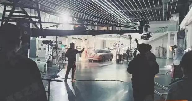 气质和性能 一样也不能少 欧拉闪电猫亮相上海车展