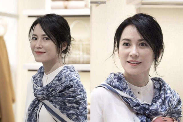 一个耐老的女明星不结婚不生孩子靠保养的脸49岁像29岁