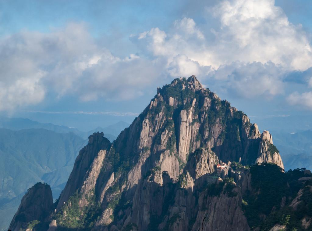 黄山5个最佳景点,山河壮阔尽收眼底|莲花峰|光明顶|黄山_新浪新闻