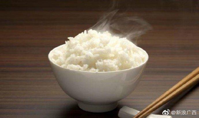 如果一碗白米饭只能配一道菜你会选