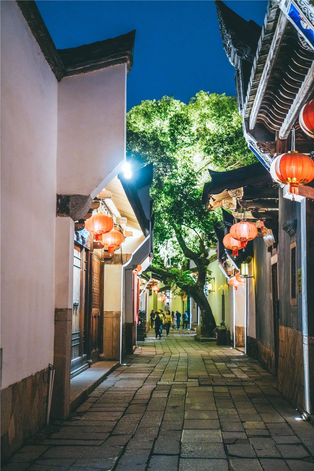 专题报道：杭州凌波园附近哪里有站小巷的：2025年杭州凌波园附近哪里有站小巷的深度解析